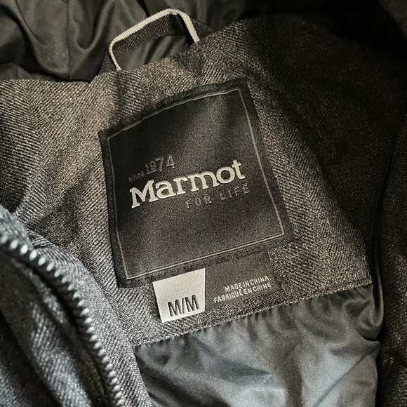 Marmot Short Puffer Jacked - Picture 3 of 3